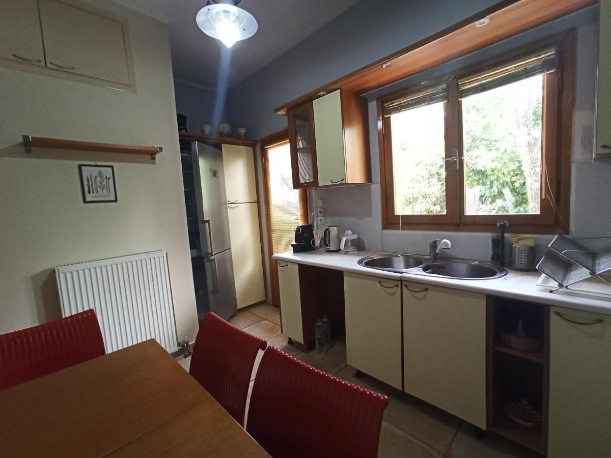 Апартаменты Σπίτι Στο Ρίο Πατρών Με Κήπο - Detached House In Rio With Garden Экстерьер фото